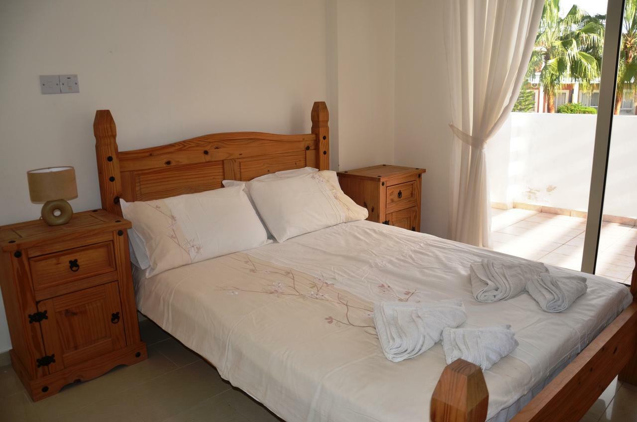 Top floor, 2 bedroom apartment Vanessa D204, FREE WIFI, village view Pégeia Rum bild