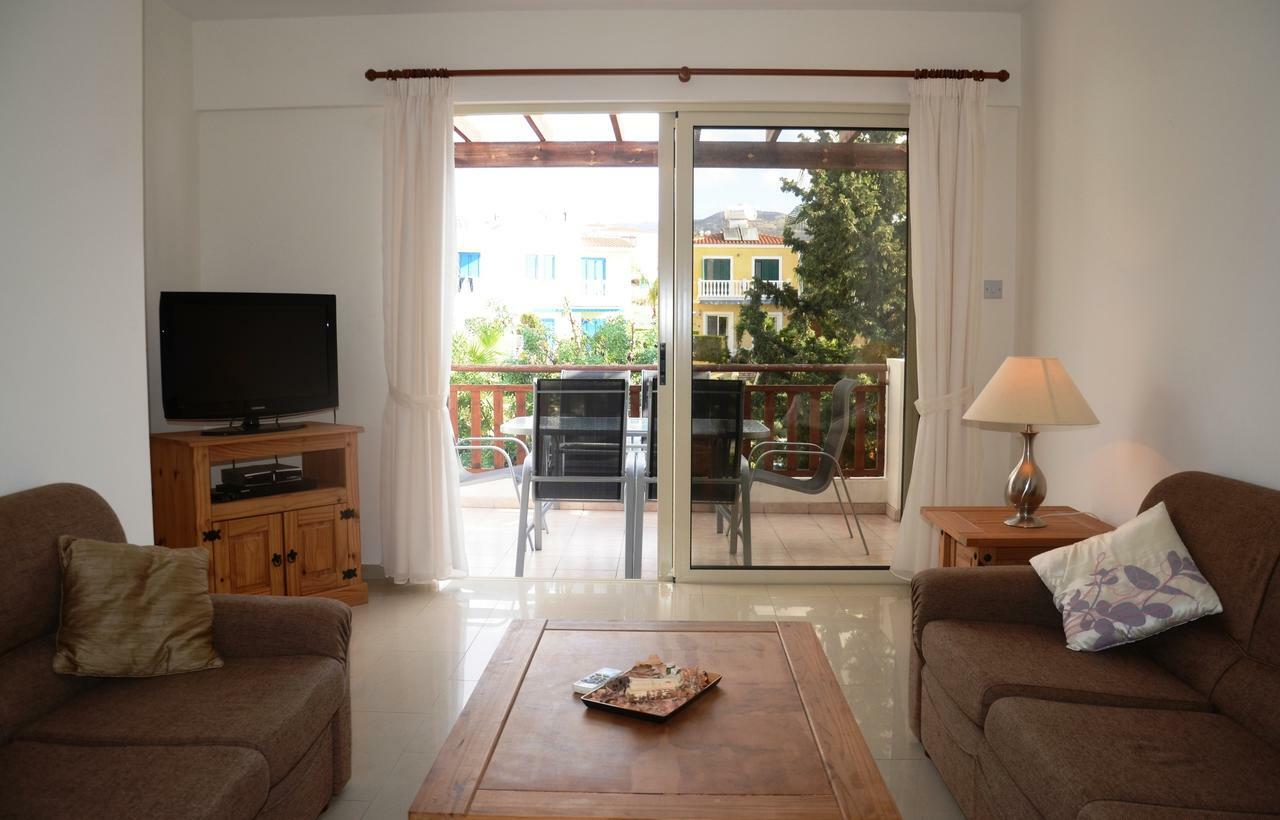 Top floor, 2 bedroom apartment Vanessa D204, FREE WIFI, village view Pégeia Rum bild