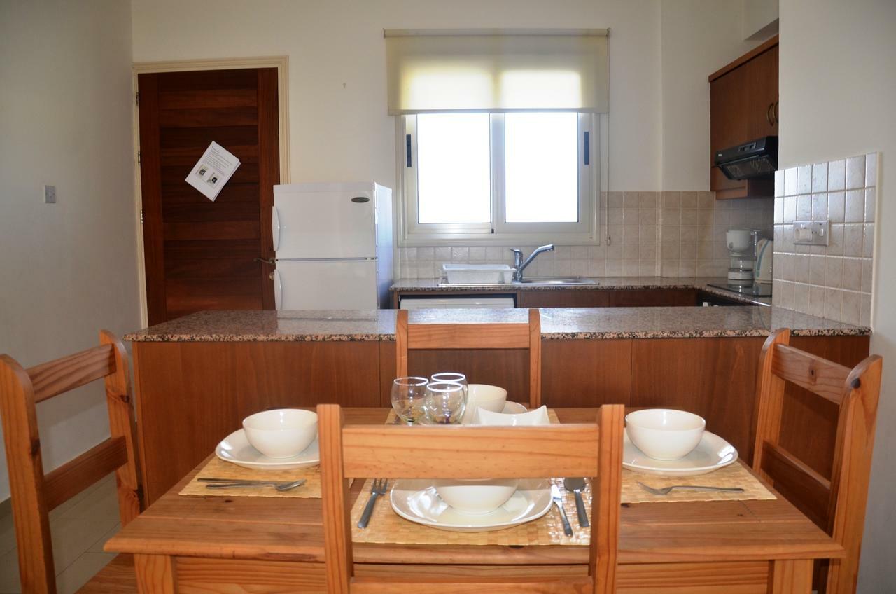 Top floor, 2 bedroom apartment Vanessa D204, FREE WIFI, village view Pégeia Rum bild