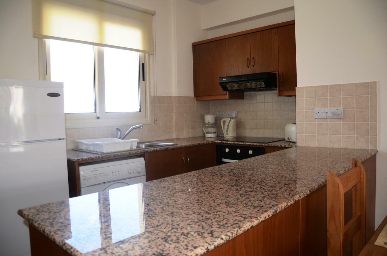 Top floor, 2 bedroom apartment Vanessa D204, FREE WIFI, village view Pégeia Rum bild
